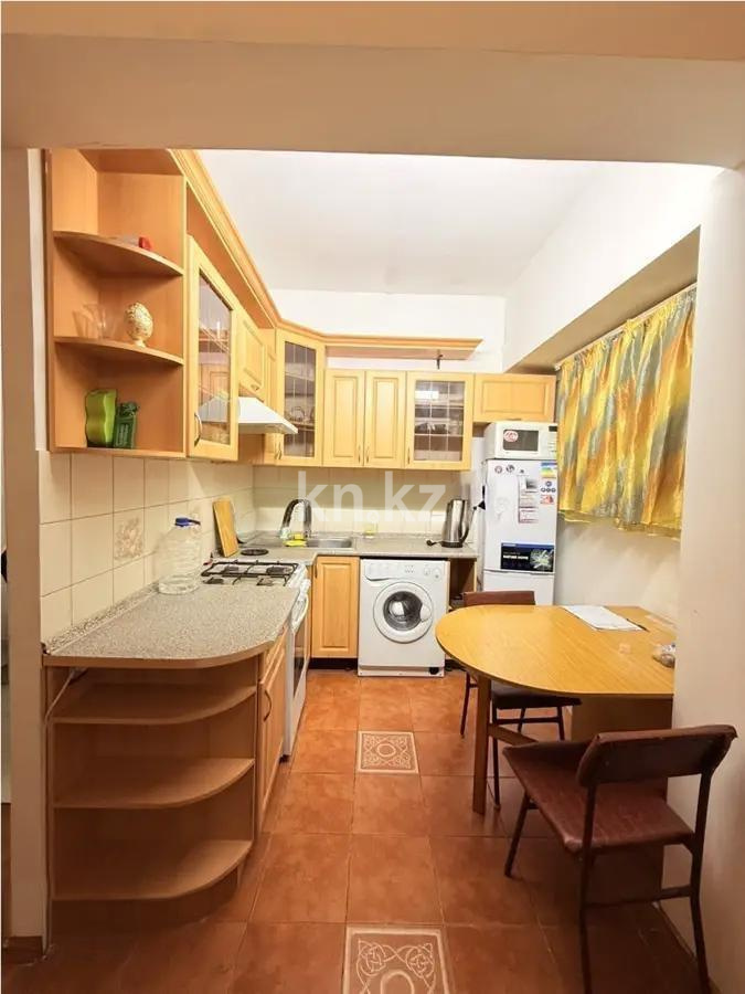 Продажа 1-комнатной квартиры, 40 м², ул. Жандосова, дом  1 в Алматы - фото 2
