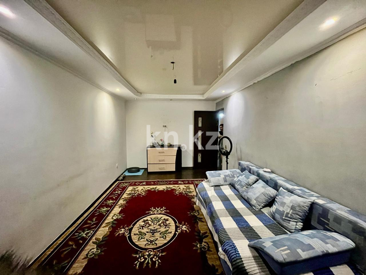 Продажа 3-комнатной квартиры, 67 м², мкр-н 15 в Караганде - фото 2