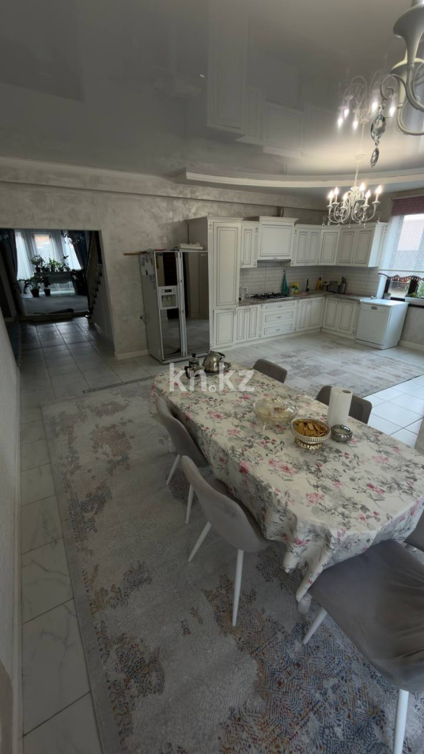 Продажа 5-комнатного дома, 340 м², ул. Айбасова, дом  3 - Продажа домов, коттеджей в Алматы с фото фото 28 из 34