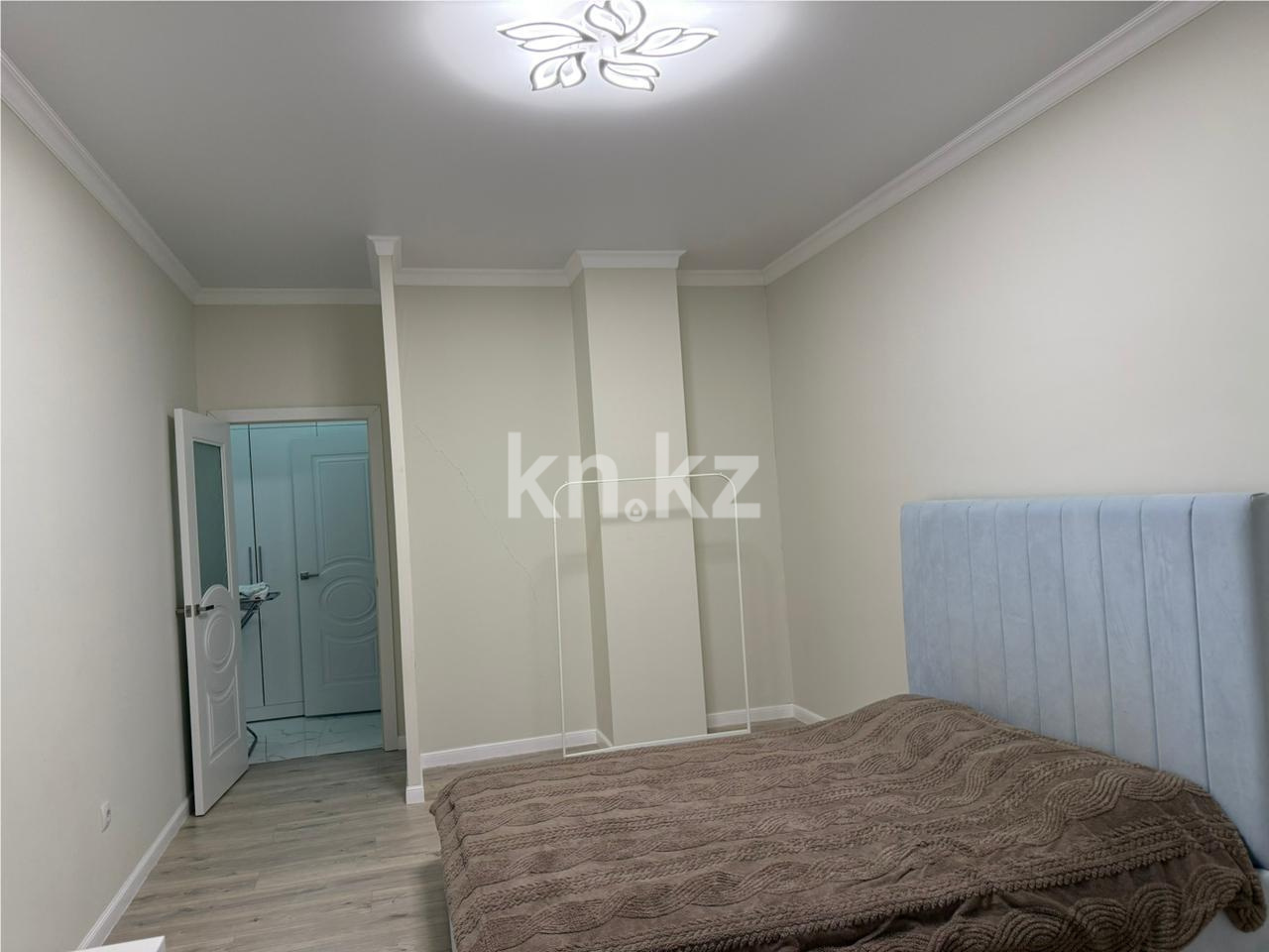 Продажа 2-комнатной квартиры, 68 м², пр. Шахтеров, дом  46/1 - Продажа квартир в Караганде фото 5 из 13