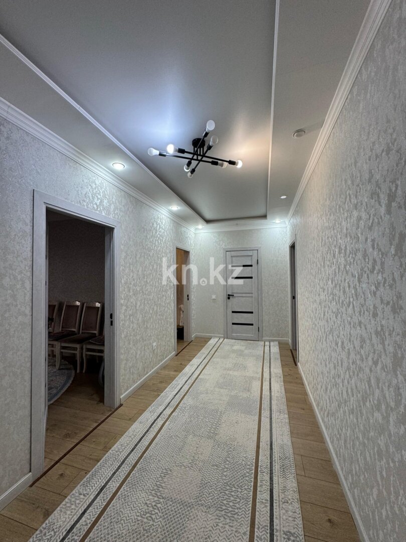 Продажа 3-комнатной квартиры, 95.4 м² в Уральске - фото 6