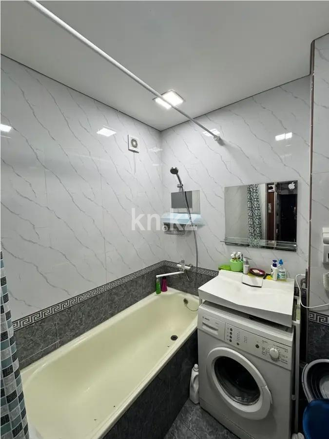 Продажа 2-комнатной квартиры, 52 м², мкр-н Мамыр-1, дом  4 в Алматы - фото 4