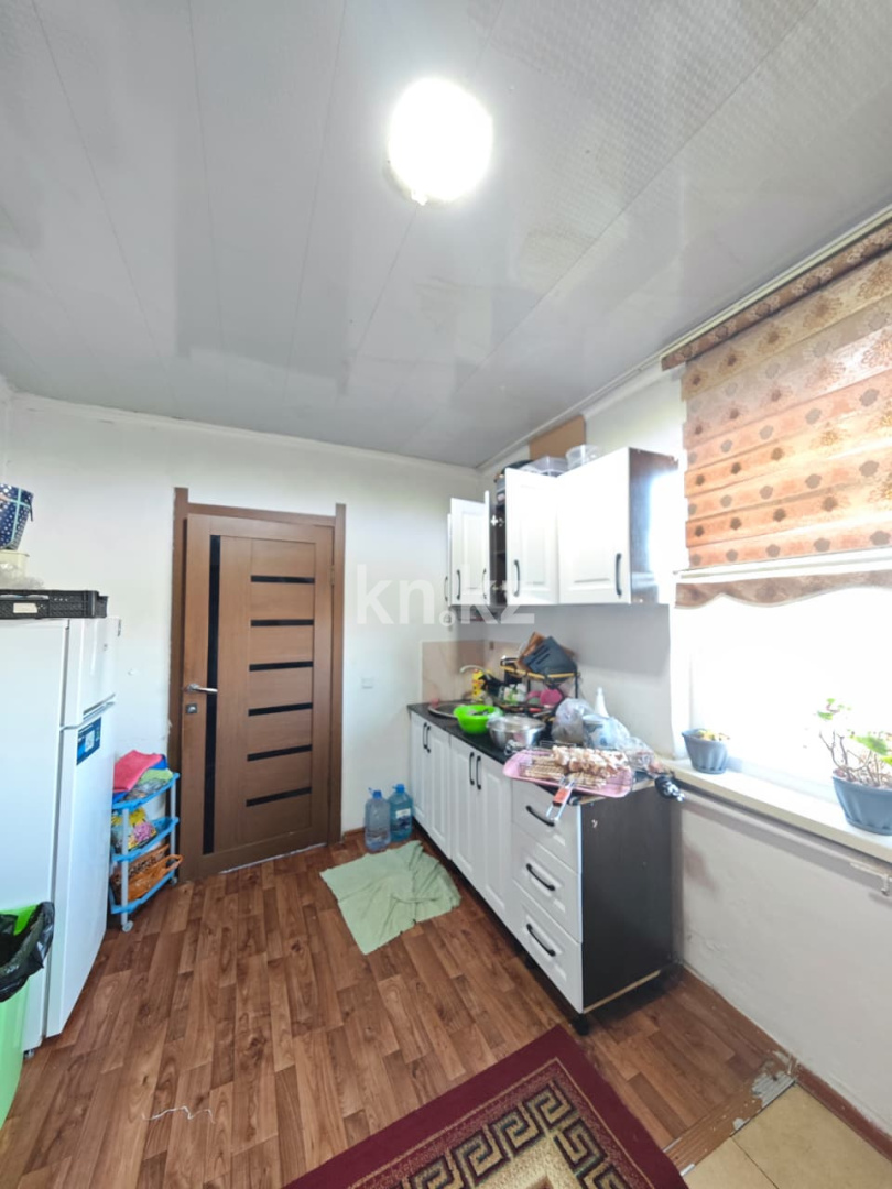 Продажа 3-комнатного дома, 105 м², ул. Молдавская - Продажа квартир в Караганде фото 9 из 19