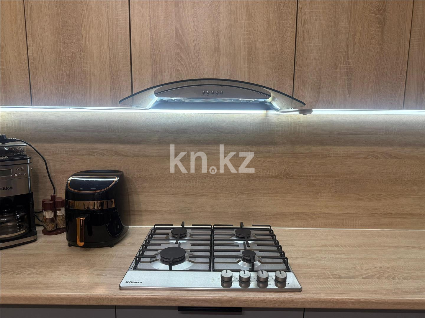 Продажа 3-комнатной квартиры, 69.9 м², ул. Куйши Дина в Астане - фото 8