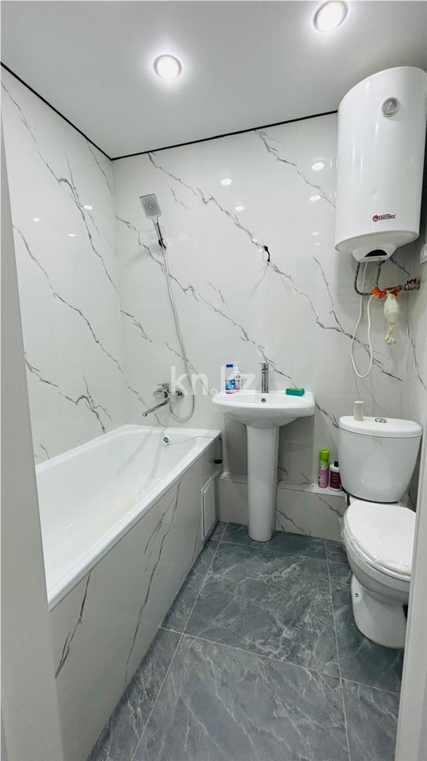 Продажа 2-комнатной квартиры, 39 м² - Недвижимость в Караганде - страница 3 фото 13 из 16