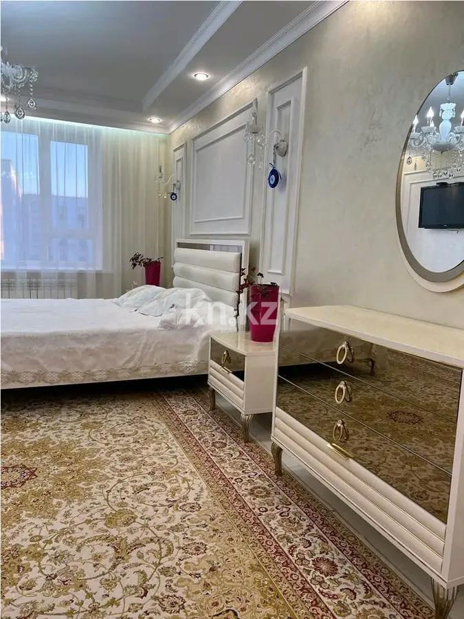 Продажа 4-комнатной квартиры, 120 м², ул. Нажимеденова, дом  13 в Астане - фото 2