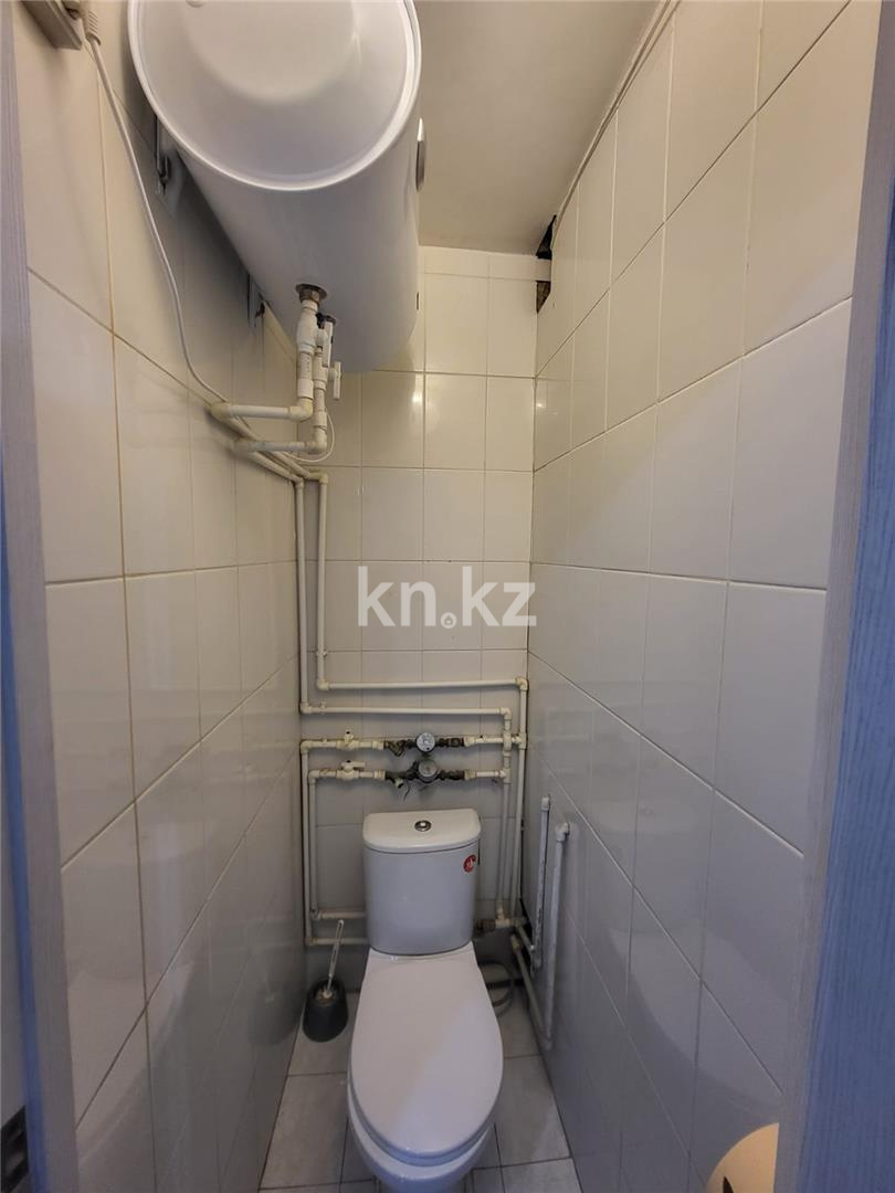 Продажа 3-комнатной квартиры, 56 м², ул. 6-й мик-н, дом  61 в Темиртау - фото 9