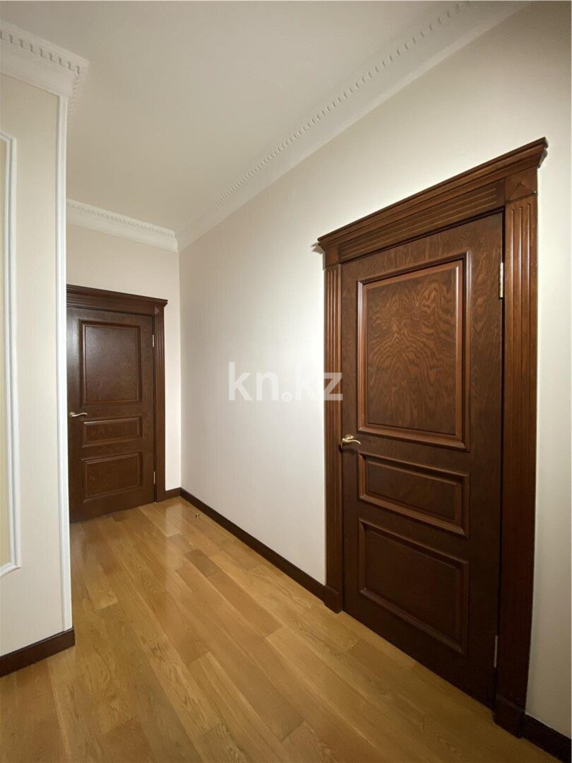 Продажа 3-комнатной квартиры, 131.8 м² в Астане - фото 13