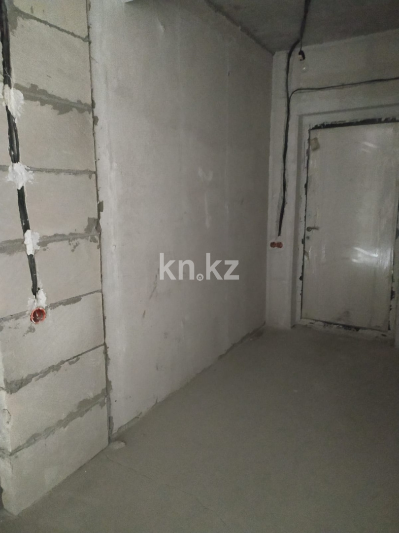 Продажа 3-комнатной квартиры, 98 м², пр. Сейфуллина - Продажа квартир в Алматы фото 8 из 19