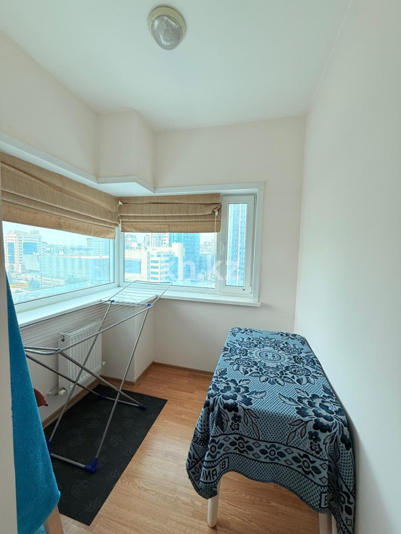 Продажа 3-комнатной квартиры, 130 м², ул. Достык, дом  5/1 - ул. Сауран в Астане - фото 10