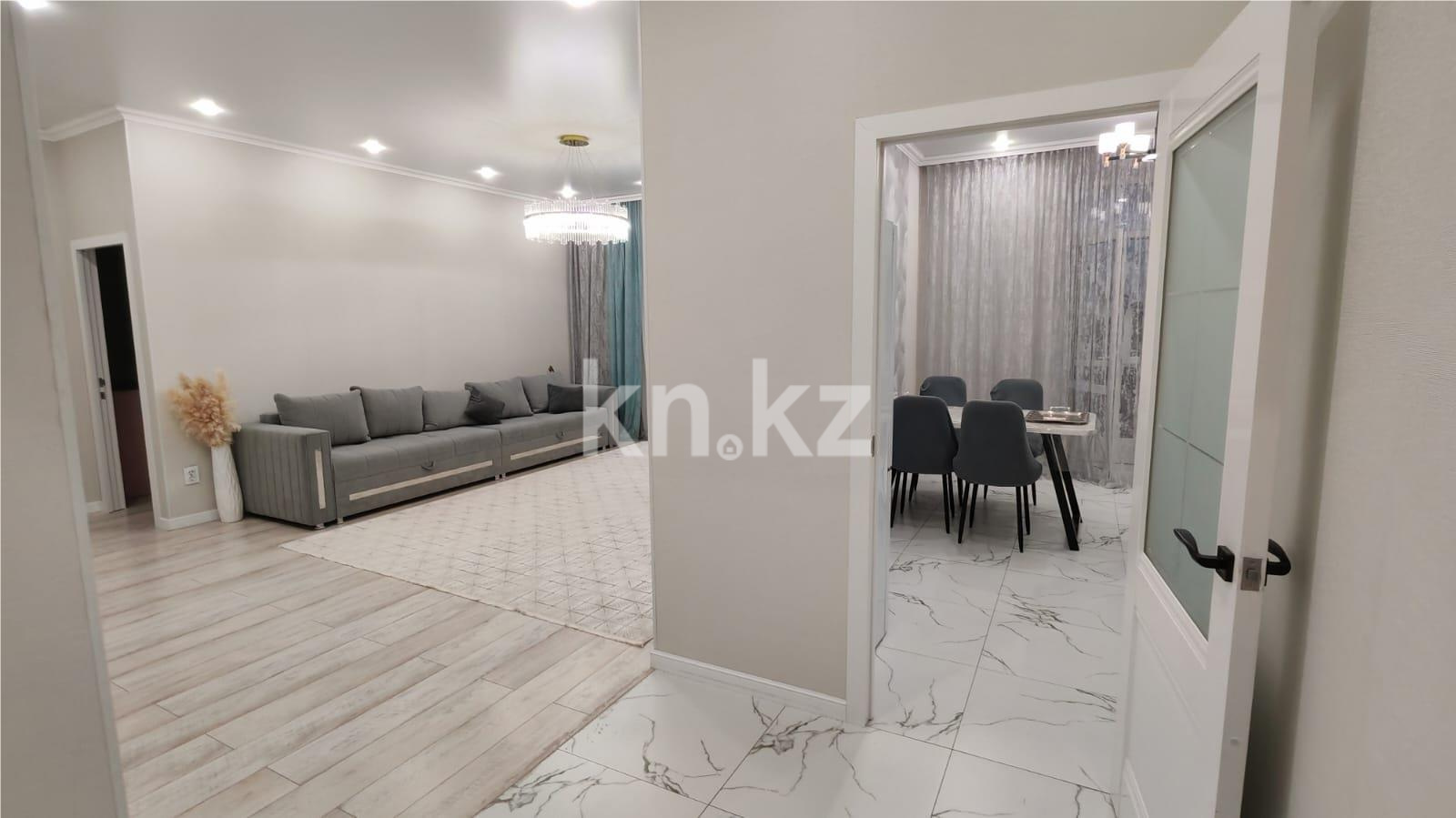 Продажа 3-комнатной квартиры, 92 м², ул. Дюсембекова - Продажа  трехкомнатных квартир в новостройках Караганды фото 4 из 18