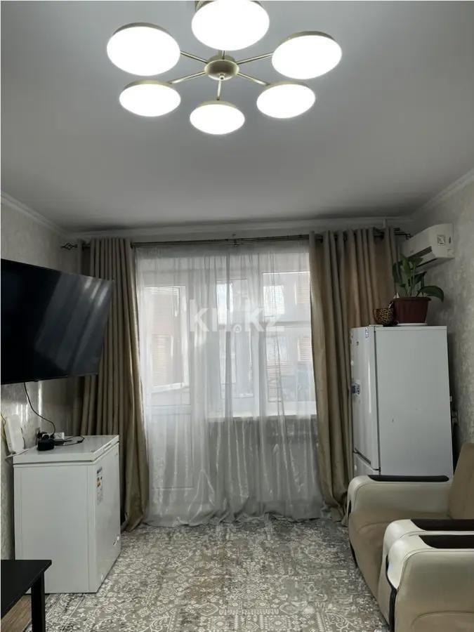 Продажа 3-комнатной квартиры, 62 м², 3 мкр-н, дом  2 - Продажа квартир в Абае фото 1 из 6