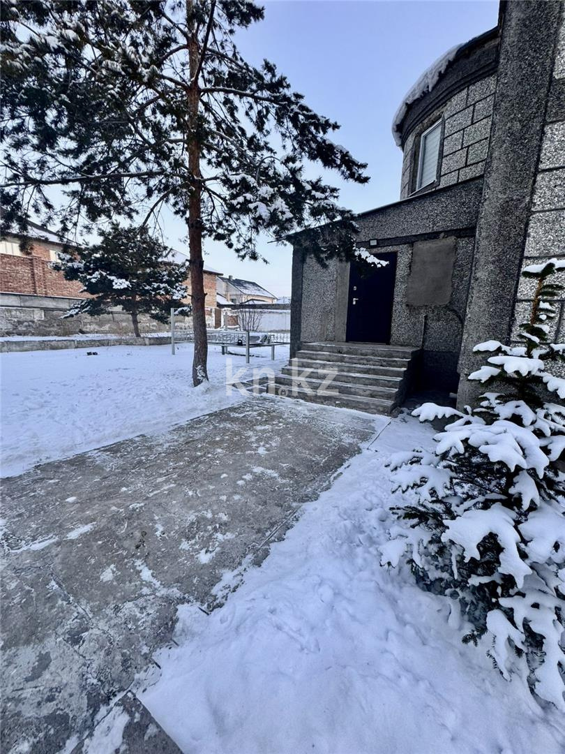 Продажа 6-комнатного дома, 516 м² в Караганде - фото 12
