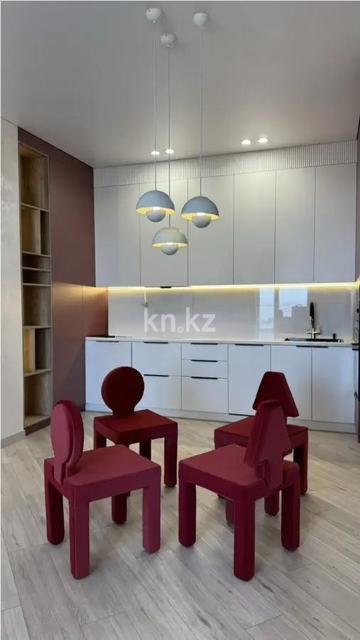 Продажа 3-комнатной квартиры, 83 м² - Продажа трехкомнатных квартир в монолитно-каркасном доме в Караганде фото 3 из 14
