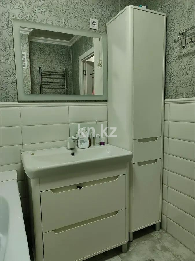 Продажа 2-комнатной квартиры, 59 м², ул. Байтерекова, дом  43 в Алматы - фото 4