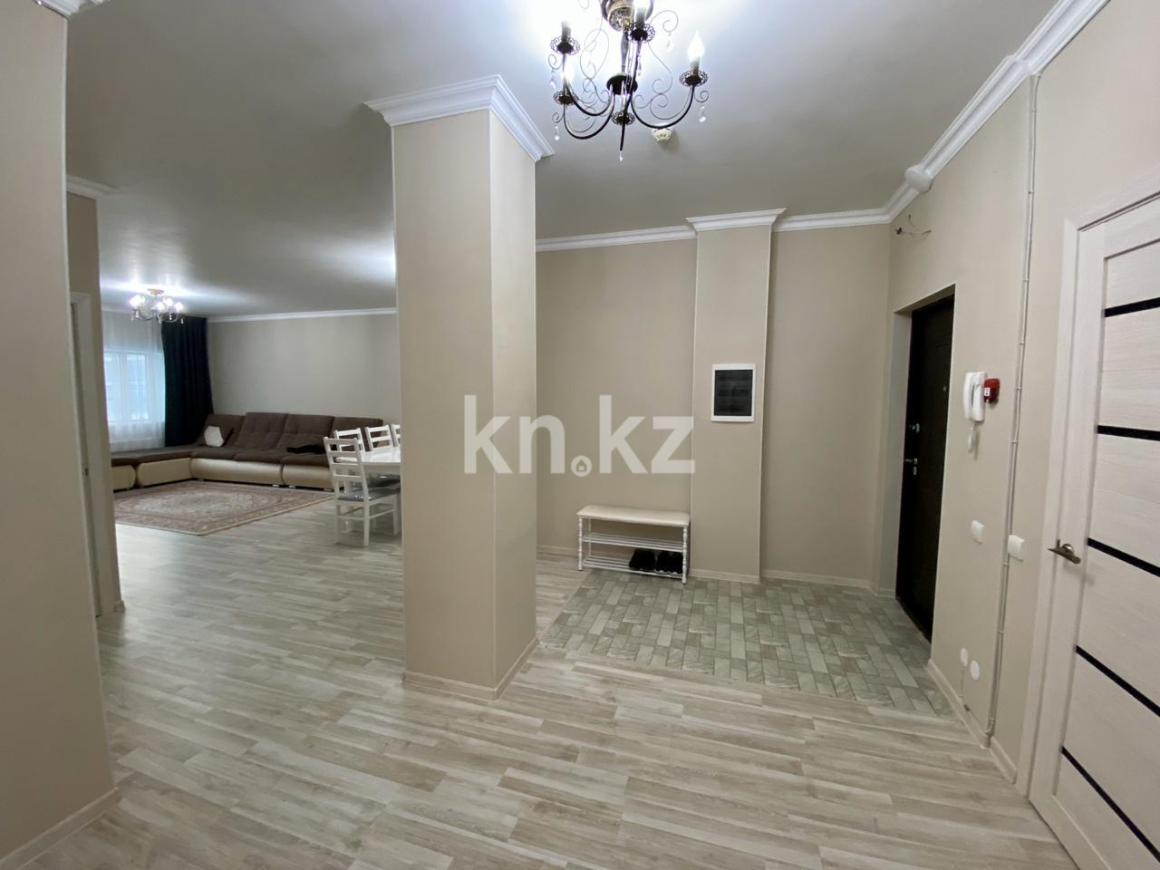 Аренда 4-комнатной квартиры посуточно, 180 м², ул. Достык, дом  5/1 - ул. Сауран - Аренда квартир посуточно в Астане без посредников фото 6 из 18