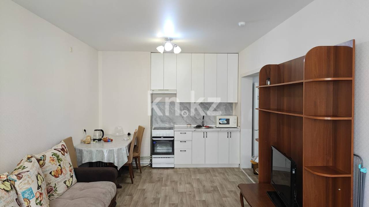 Аренда 2-комнатной квартиры, 48 м² в Астане