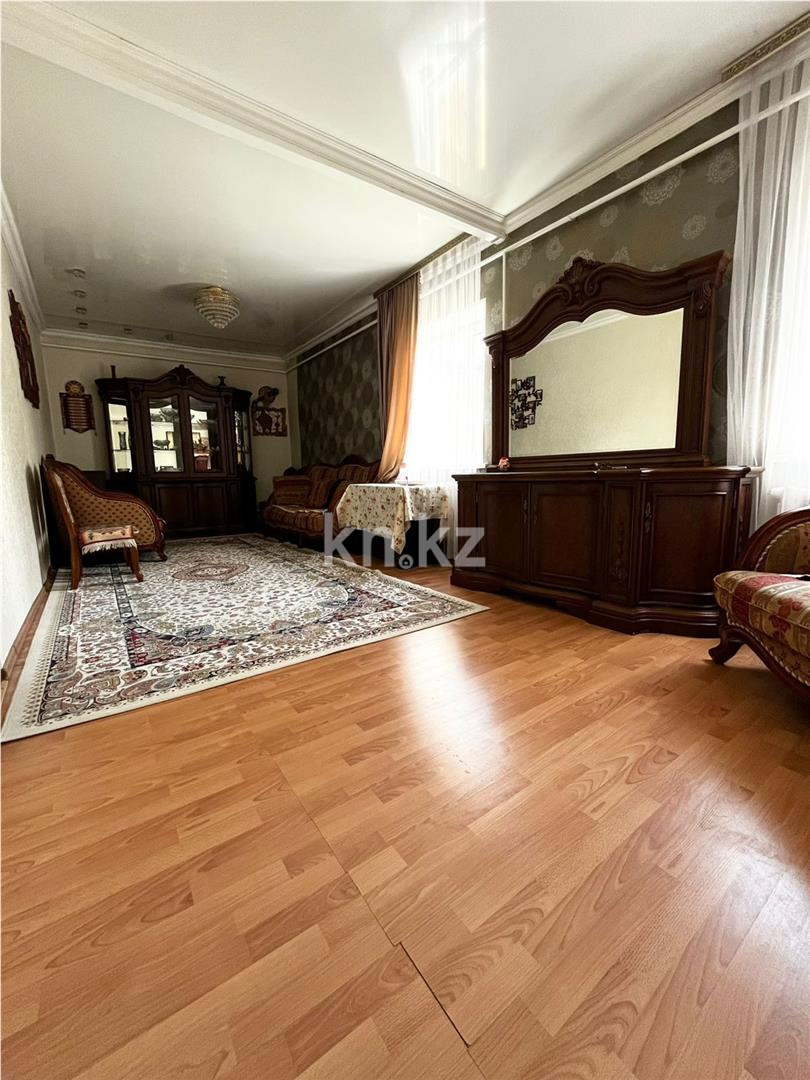 Продажа 4-комнатного дома, 100 м², ул. Жамбыла - Продажа домов и коттеджей в Караганде фото 1 из 20