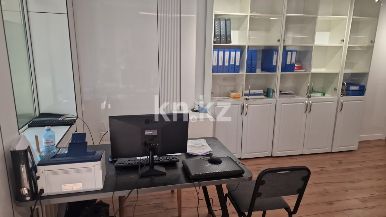 Продажа , 66.4 м², ул. Байзакова, дом  263 - Продажа офисных и торговых помещений в Алматы с фото фото 12 из 24