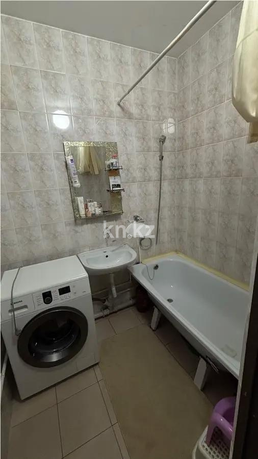 Продажа 1-комнатной квартиры, 43 м², пр. Шахтеров, дом  25 - Продажа  однокомнатных квартир в Караганде фото 3 из 5