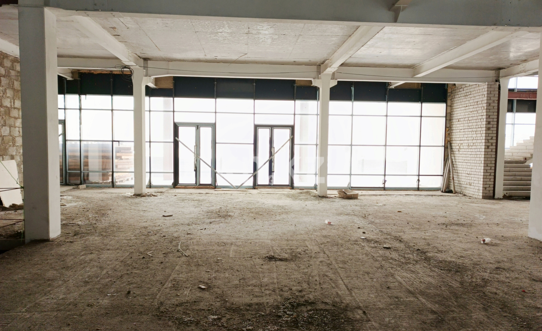 Аренда , пр. Республики, дом  7/6 - Аренда офисных и торговых помещений в Караганде с фото фото 3 из 5