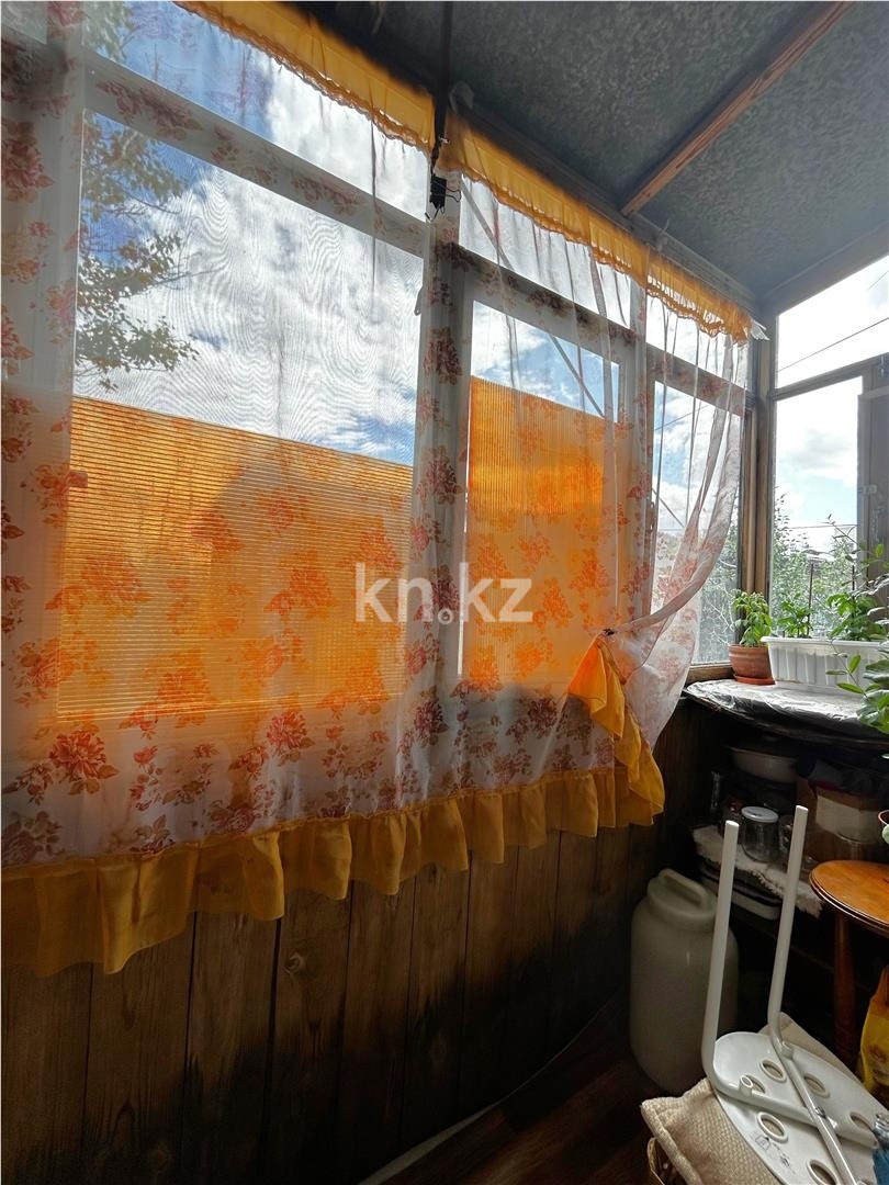 Продажа 3-комнатной квартиры, 42 м² - Продажа трехкомнатных квартир в Городе Караганды - страница 9 фото 8 из 9