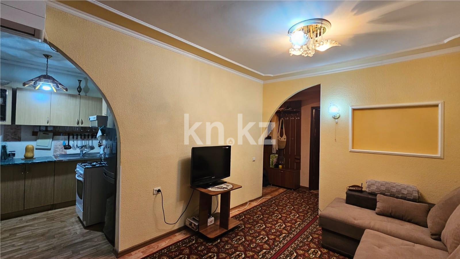 Продажа 2-комнатной квартиры, 44 м², ул. Абая - Продажа квартир в Казахстане фото 1 из 9