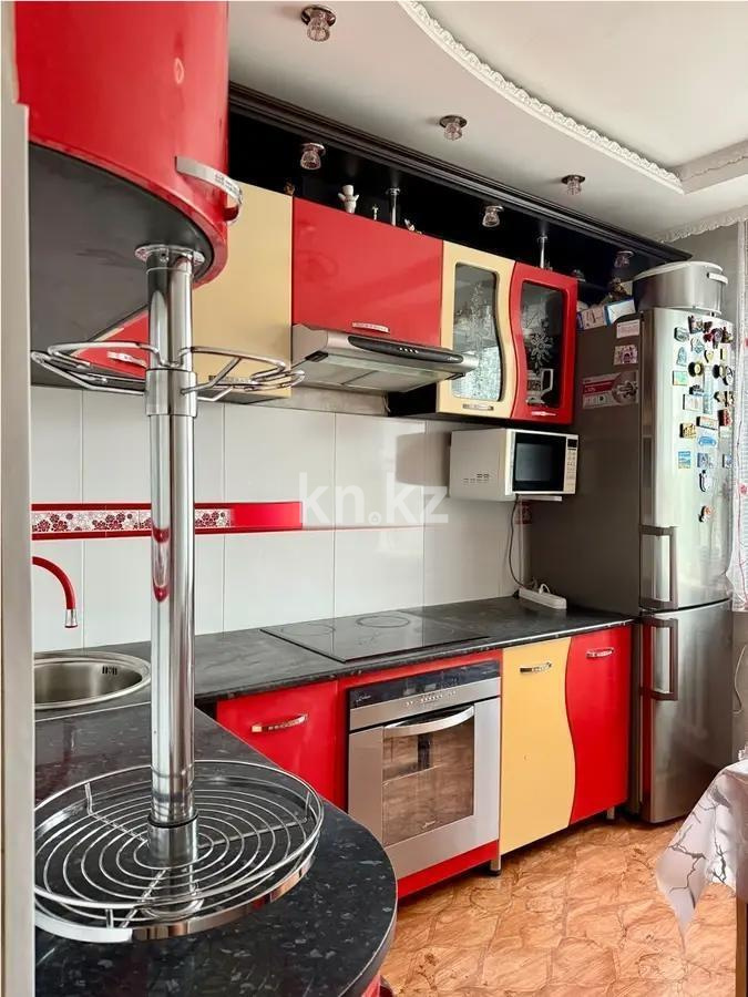 Продажа 3-комнатной квартиры, 63 м², мкр-н Степной-3, дом  3/7 - Продажа  трехкомнатных квартир в Караганде фото 4 из 5