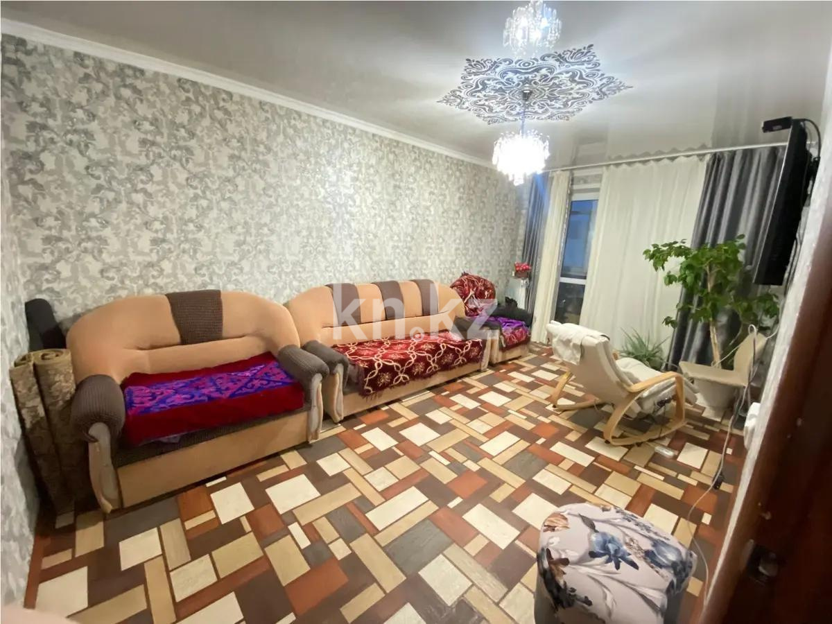 Продажа 4-комнатной квартиры, 76 м², мкр-н Восток-2, дом  14 - Продажа  четырехкомнатных квартир в Караганде без посредников фото 1 из 7