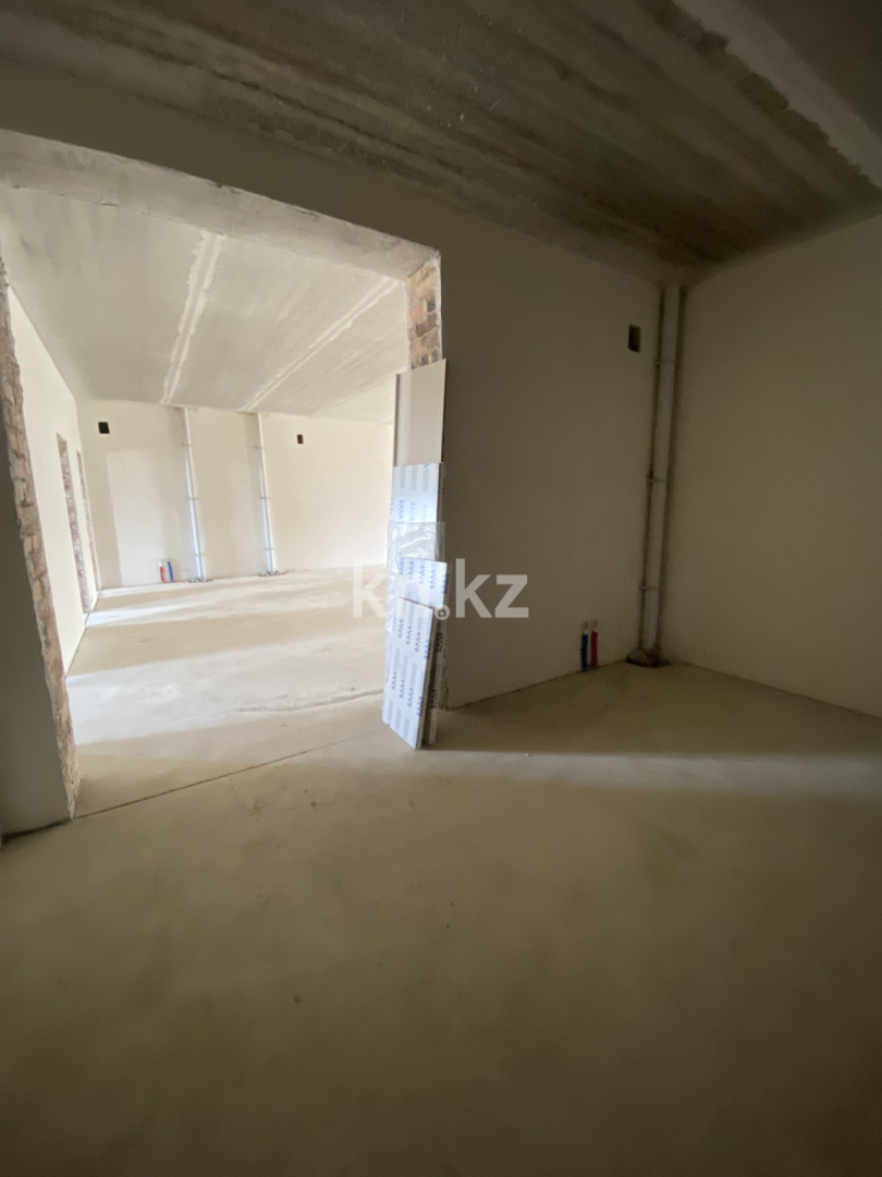 Продажа 5-комнатной квартиры, 147 м², пр. Республики, дом  49/1 - Продажа  пятикомнатных квартир в Караганде фото 13 из 24