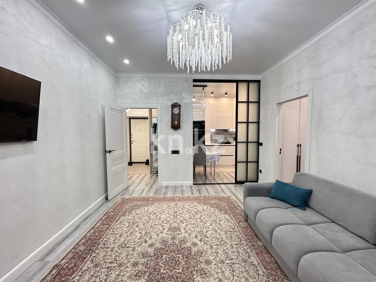 Продажа 3-комнатной квартиры, 74 м², ул. Ашимова - Продажа  трехкомнатных квартир в Караганде фото 1 из 30