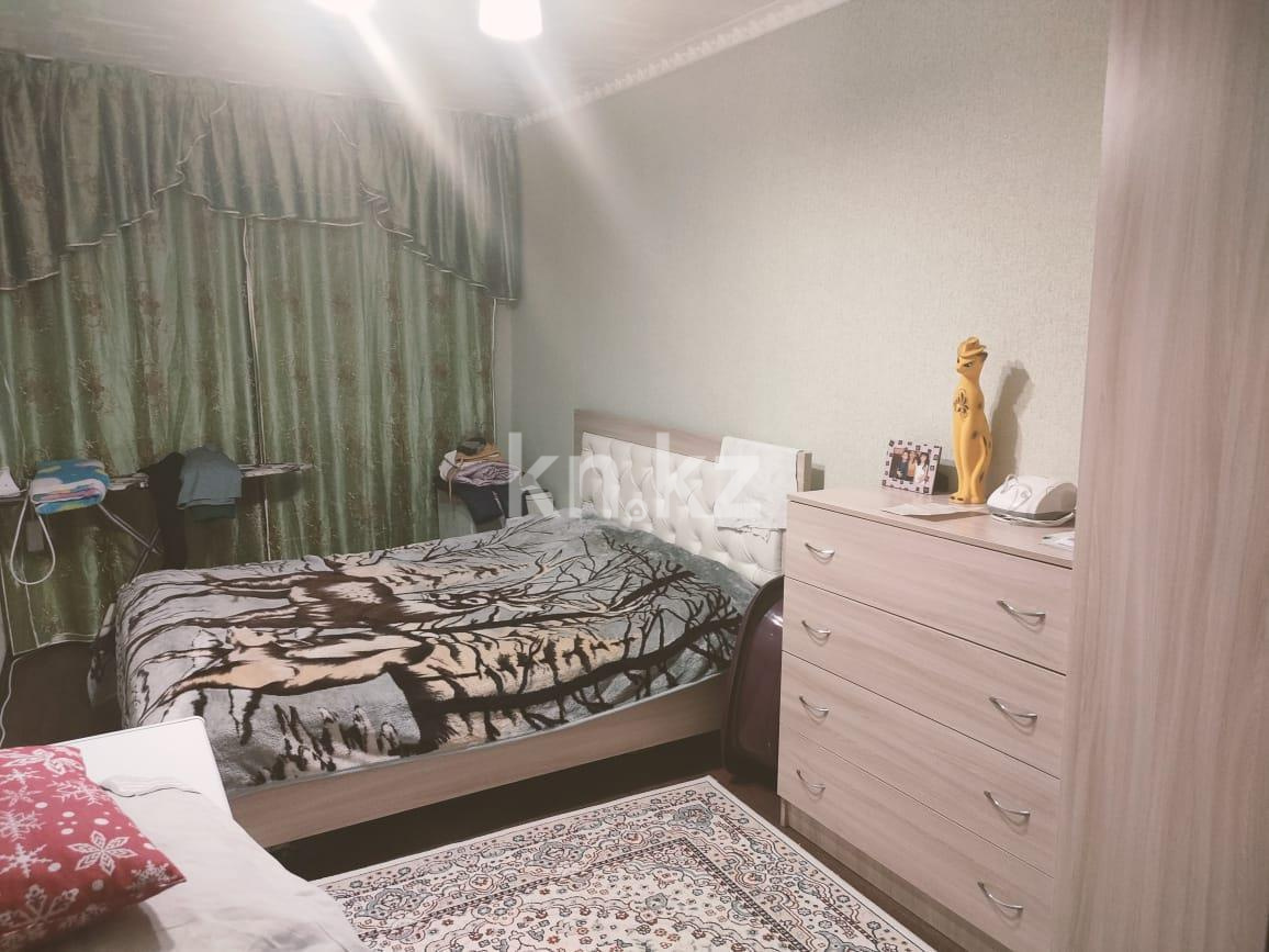 Продажа 3-комнатной квартиры, 60 м², ул. Жекибаева - Продажа  трехкомнатных квартир в Караганде фото 10 из 21