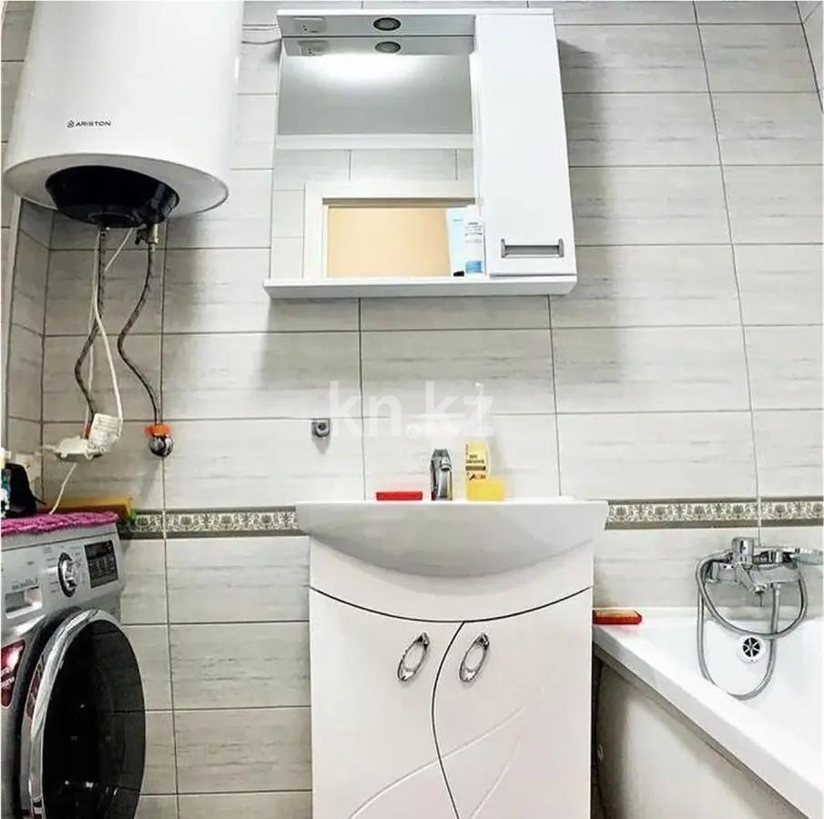 Продажа 2-комнатной квартиры, 46 м², пр. Республики, дом  34 - Продажа  двухкомнатных квартир в Караганде фото 3 из 4