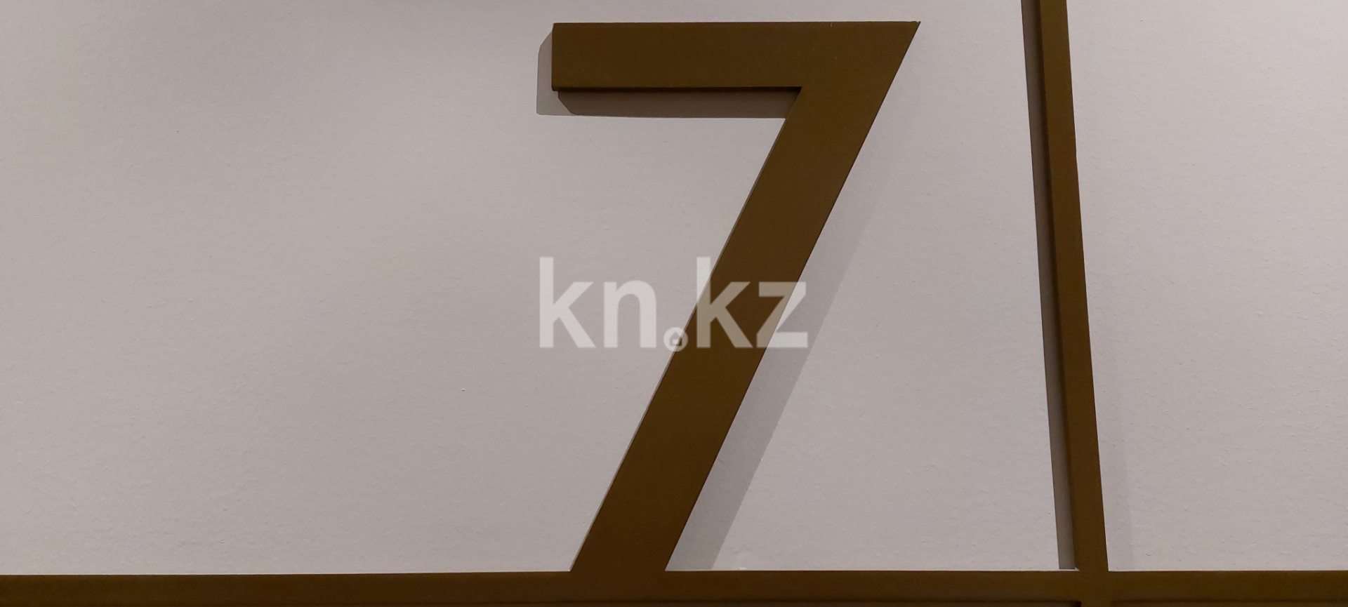 Продажа 4-комнатной квартиры, 157 м² - Продажа квартир в р-не Есиль Астаны - страница 10 фото 6 из 14