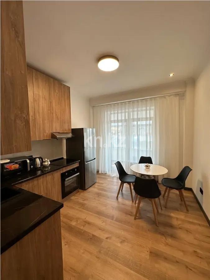Продажа 2-комнатной квартиры, 70.7 м², пр. Назарбаева, дом  235б в Алматы - фото 3