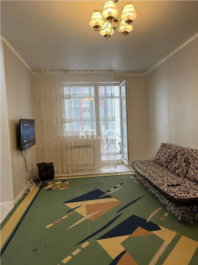 Продажа 1-комнатной квартиры, 40 м², пр. Тауелсыздык, дом  25 в Астане