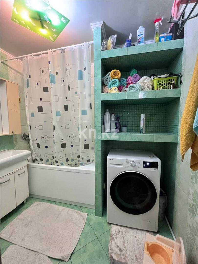 Продажа 4-комнатной квартиры, 76 м², ул. Дюсембекова - Продажа квартир в Караганде фото 20 из 20