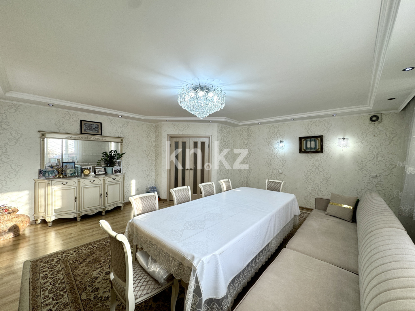 Продажа 7-комнатного дома, 353 м² - Продажа домов, коттеджей в Астане фото 3 из 20