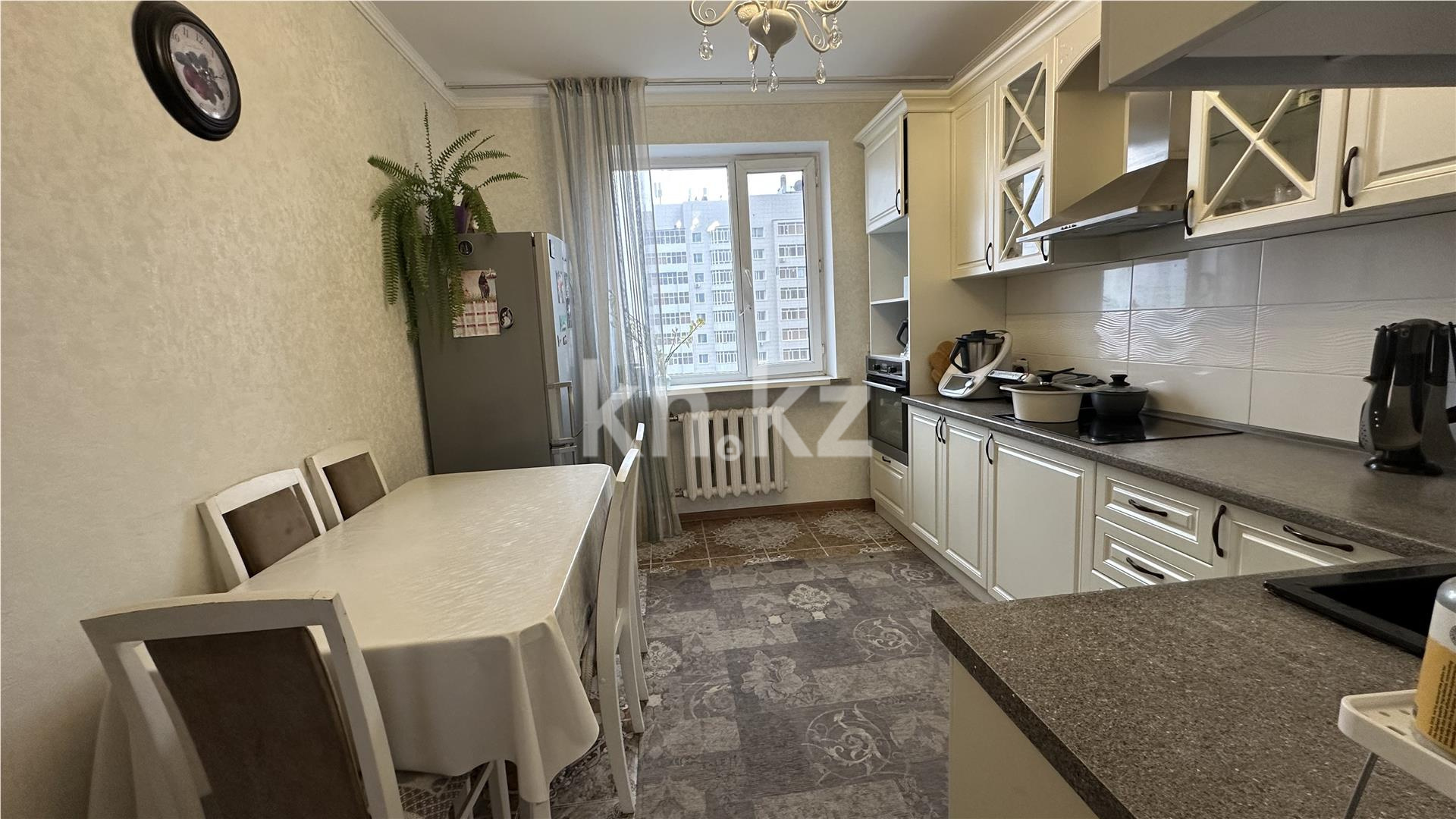 Продажа 3-комнатной квартиры, 98 м², ул. Сатпаева - Продажа квартир в Казахстане фото 7 из 11