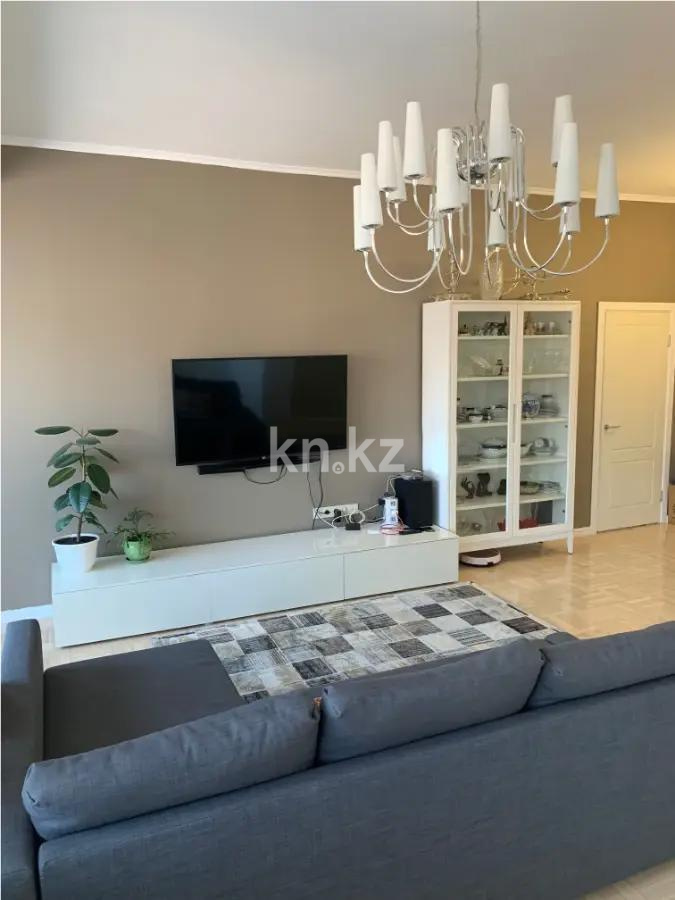 Продажа 3-комнатной квартиры, 95 м², мкр. Керемет, дом  7/27 - Продажа квартир в Алматы фото 1 из 5