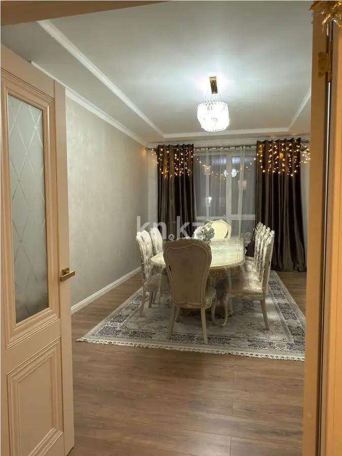 Продажа 3-комнатной квартиры, 100 м², ул. Утеген батыра, дом  11в - Продажа  трехкомнатных квартир в Алматы фото 1 из 4