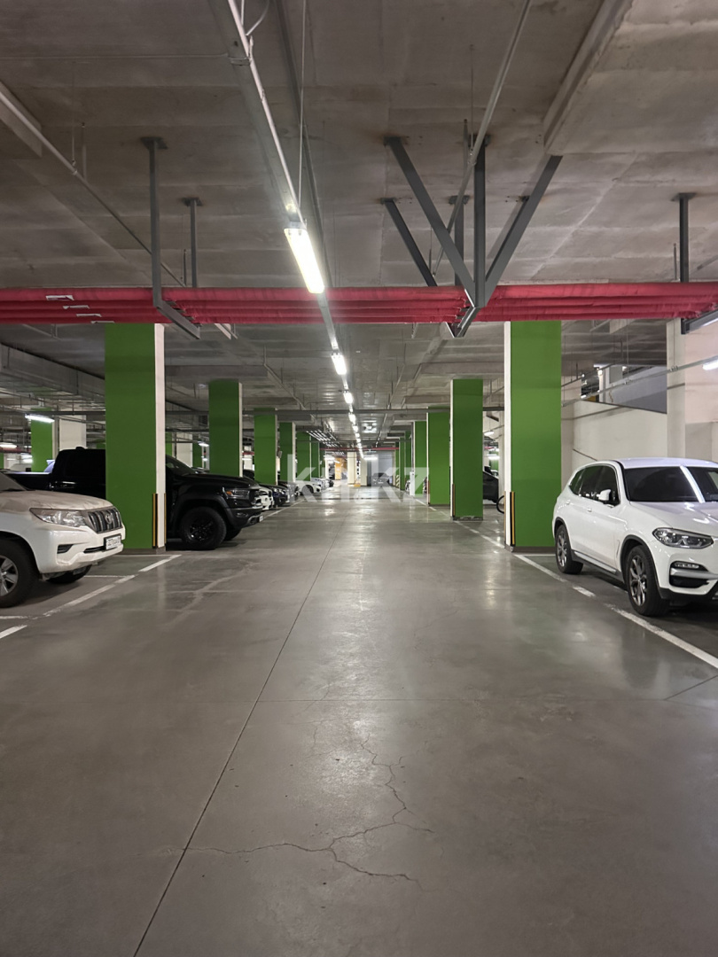 Продажа , 12 м², пр. Кабанбай батыра - Продажа гаражей в Астане фото 1 из 4
