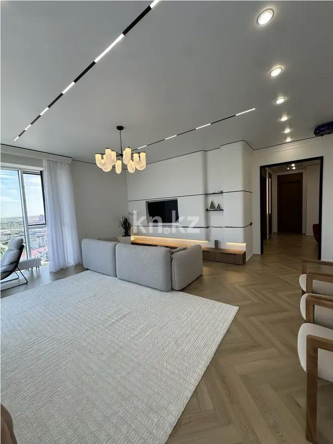 Продажа 4-комнатной квартиры, 126 м², пр. Аль-Фараби, дом  1 в Астане
