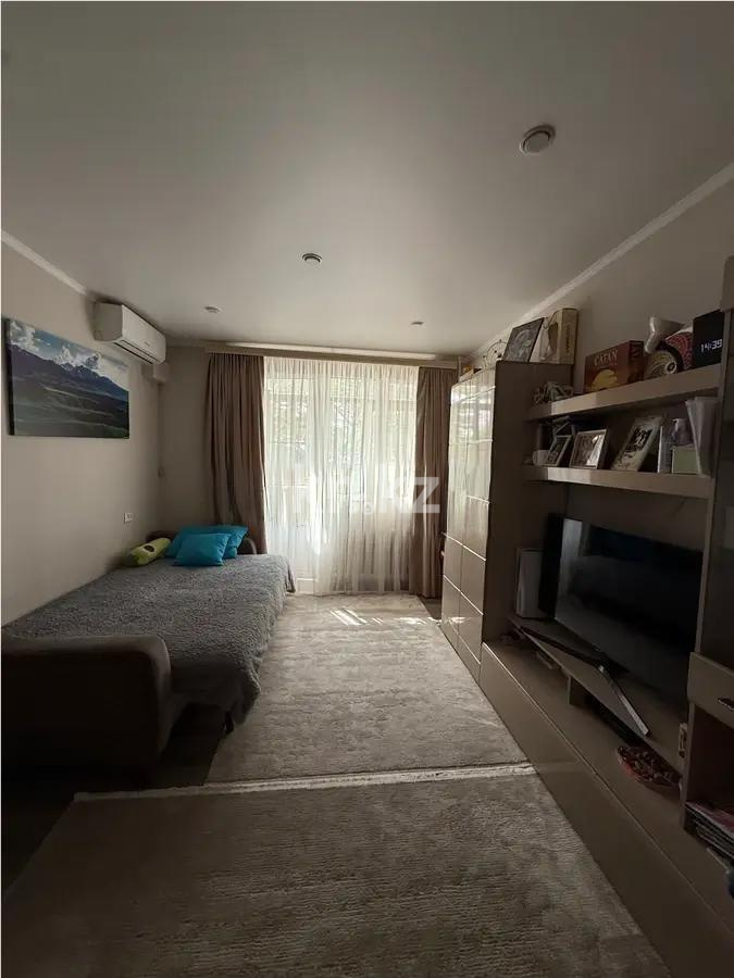 Продажа 3-комнатной квартиры, 60 м², пр. Сейфуллина, дом  152 - Продажа квартир в Алматы фото 1 из 3