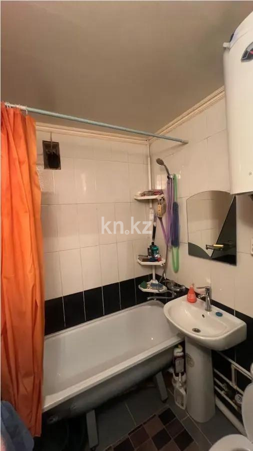 Продажа 2-комнатной квартиры, 44 м², мкр-н 12, дом  36 в Караганде - фото 4