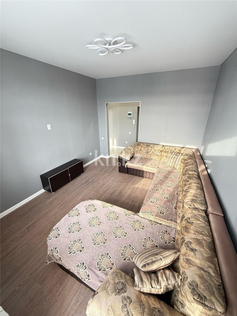 Продажа 1-комнатной квартиры, 40 м² - Продажа недвижимости в Караганде - страница 2 фото 2 из 15