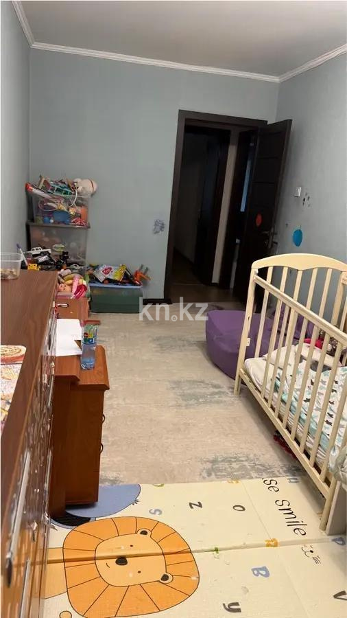 Продажа 3-комнатной квартиры, 60 м², мкр-н 4, дом  3 в Алматы - фото 5
