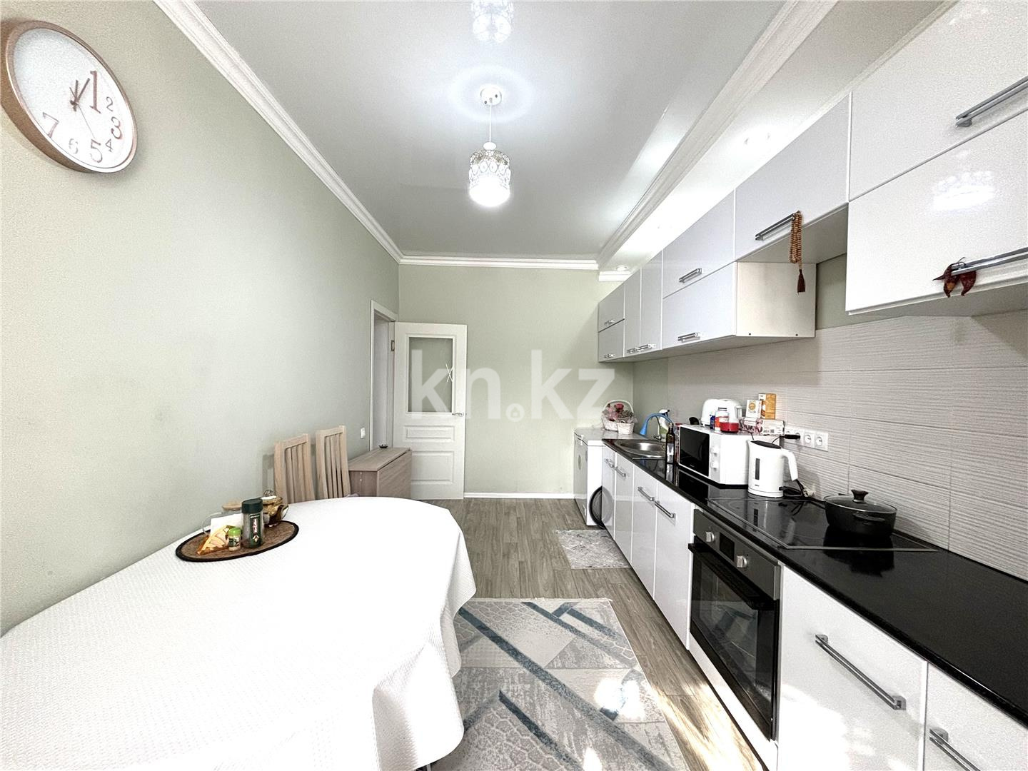 Продажа 3-комнатной квартиры, 77 м², ул. Абая в Караганде - фото 9