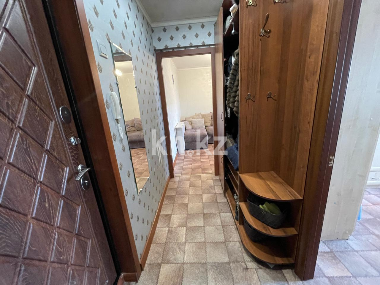 Продажа 2-комнатной квартиры, 44 м², ул. Муканова - Продажа  двухкомнатных квартир в Караганде фото 17 из 19