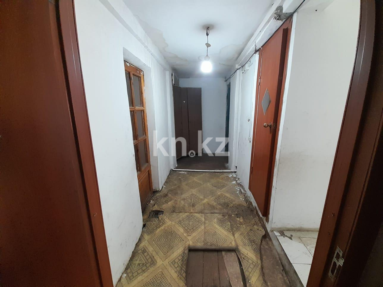 Продажа 4-комнатной квартиры, 96 м², ул. Степная, дом  1а - Продажа  четырехкомнатных квартир в Караганде фото 6 из 27